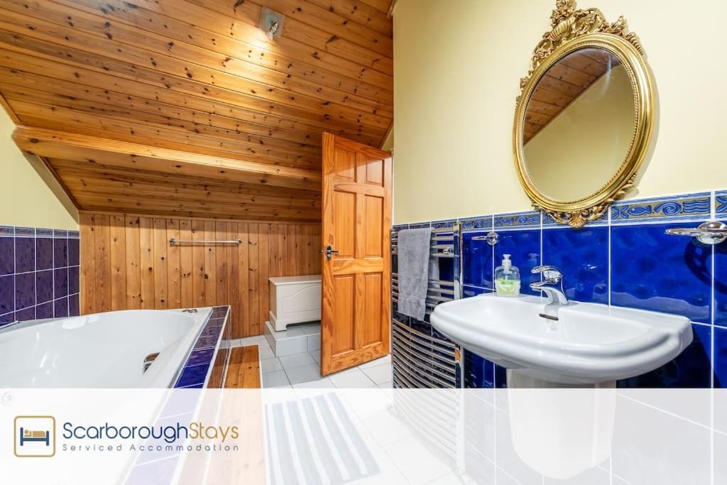 The Loft Apartment Σκάρμπορο Εξωτερικό φωτογραφία